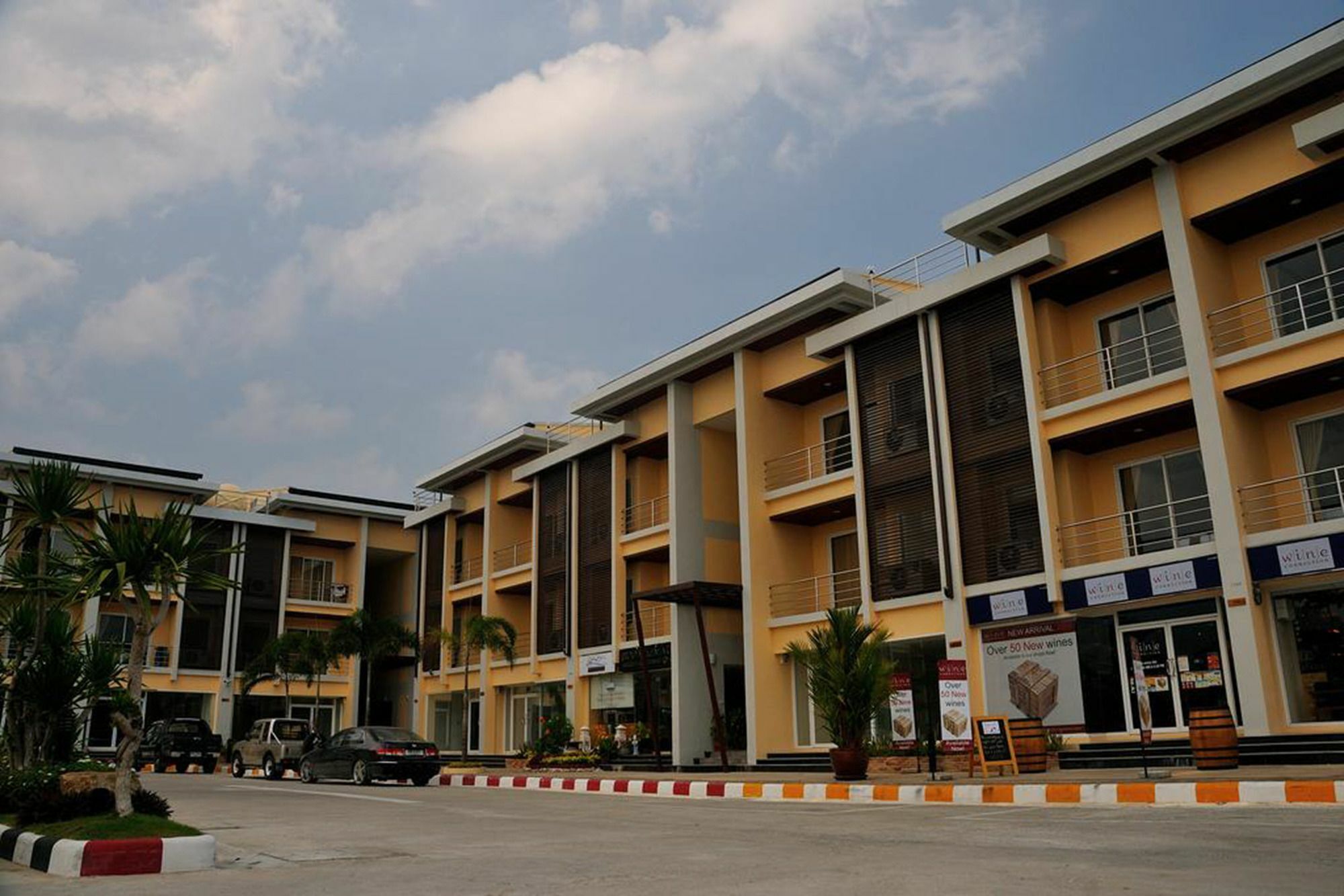 Boonjumnong Modern Chaweng (Koh Samui)