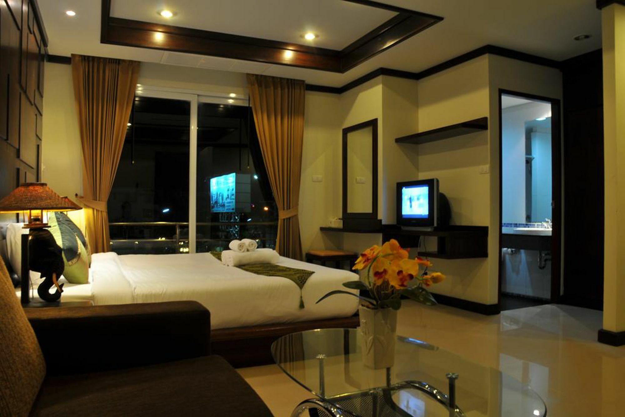 Apartment Boonjumnong Modern