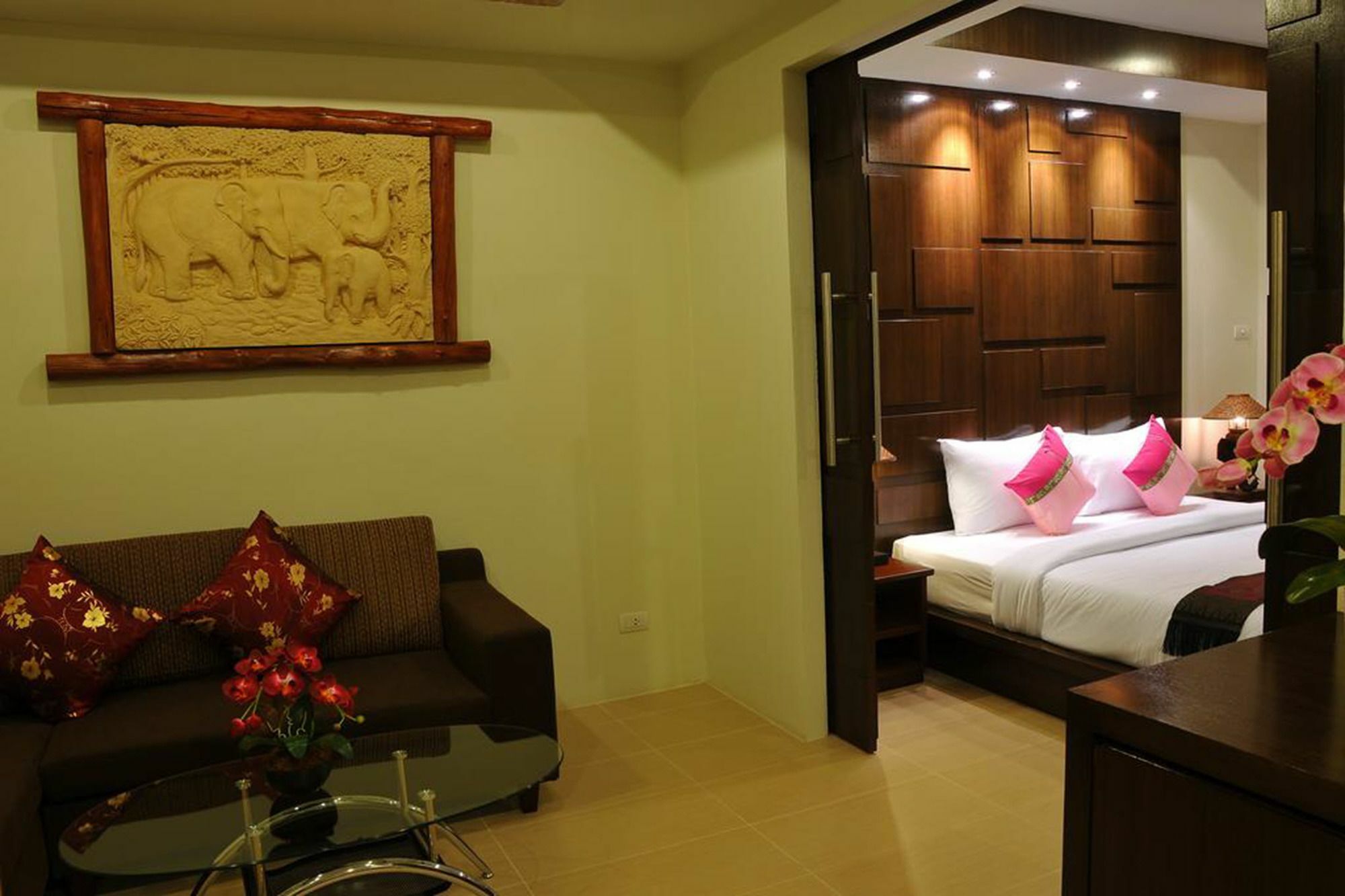 Apartment Boonjumnong Modern *